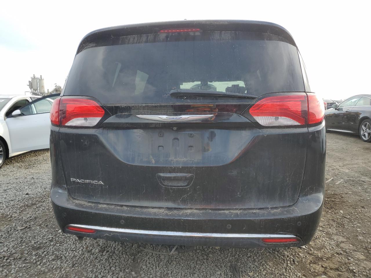 2017 Chrysler Pacifica Touring L VIN: 2C4RC1BG9HR691528 Lot: 92354295