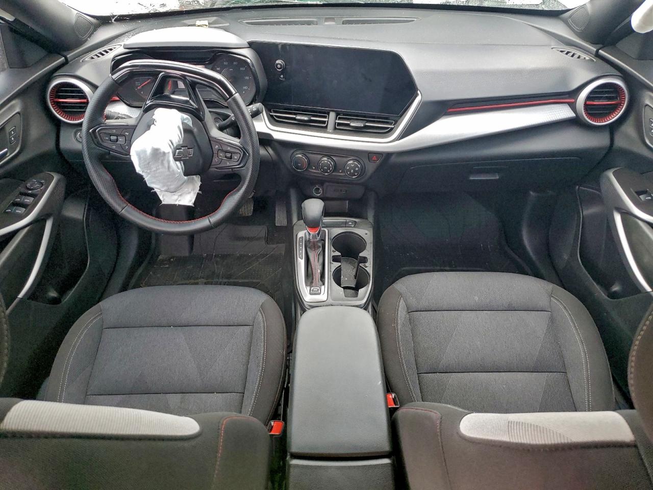 2024 Chevrolet Trax 1Rs VIN: KL77LGE2XRC032648 Lot: 93768415