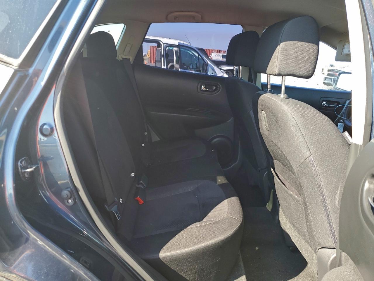 2015 Nissan Rogue Select S VIN: JN8AS5MT1FW151634 Lot: 93889065