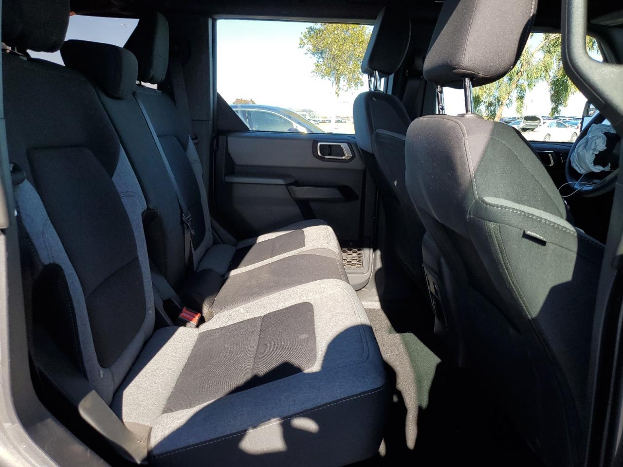 2022 Ford Bronco Base VIN: 1FMEE5DP1NLB51667 Lot: 93514955