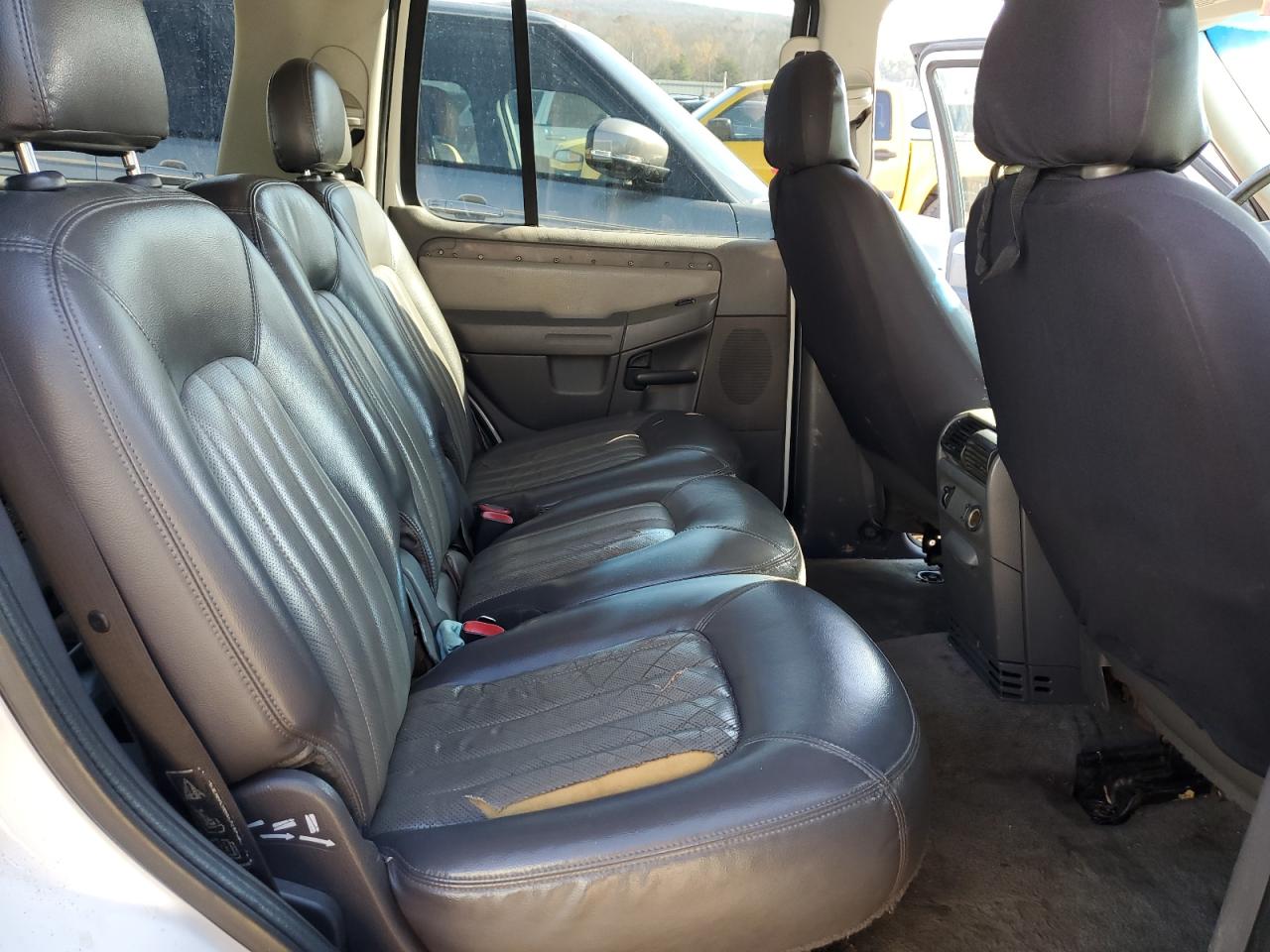 2002 Mercury Mountaineer VIN: 4M2ZU66K42UJ37293 Lot: 93468915