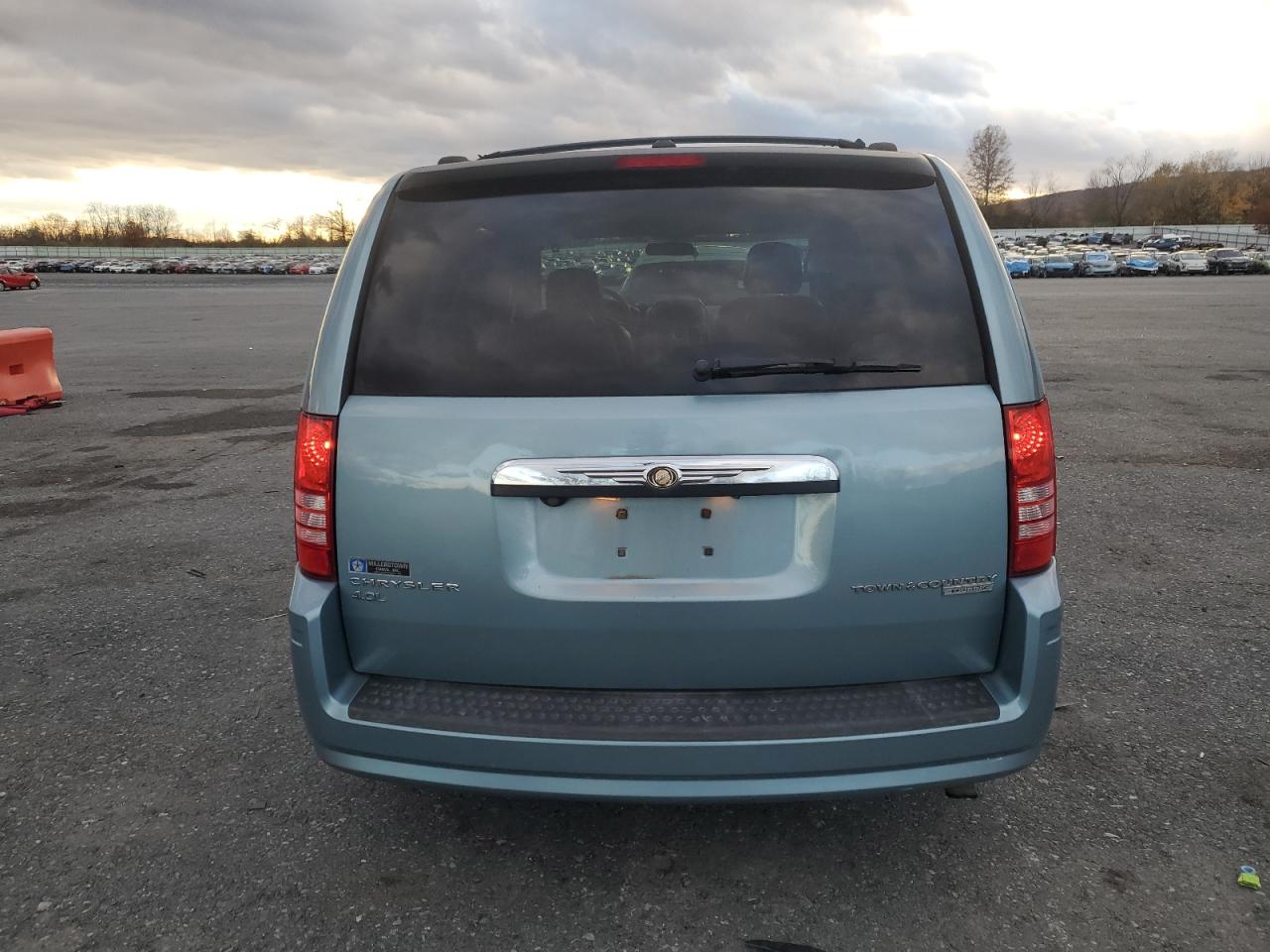 2010 Chrysler Town & Country Touring VIN: 2A4RR5DX5AR329764 Lot: 92233255