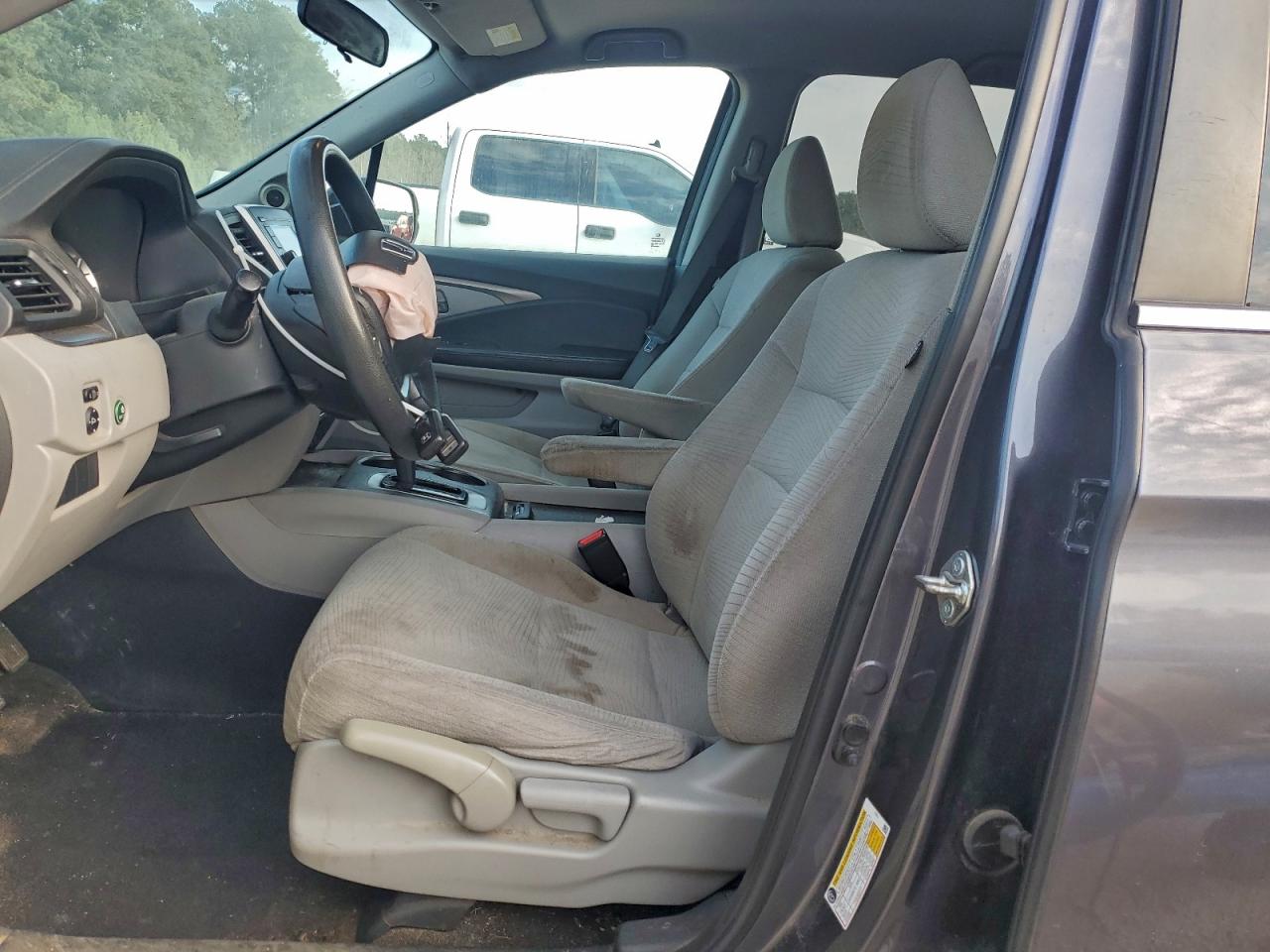 2018 Honda Pilot Lx VIN: 5FNYF5H10JB013684 Lot: 93684235