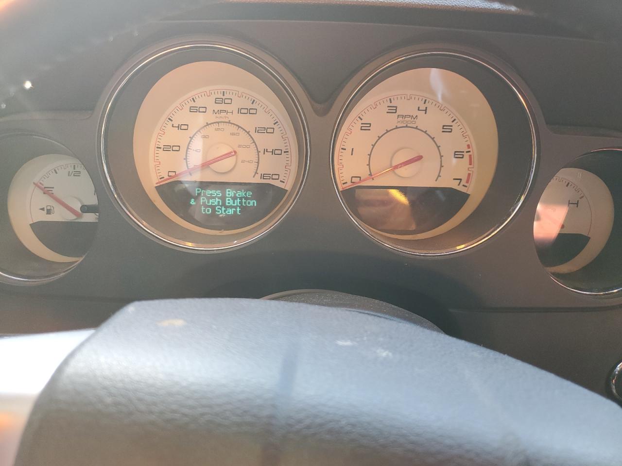 2013 Dodge Challenger R/T VIN: 2C3CDYBT0DH671052 Lot: 92800825