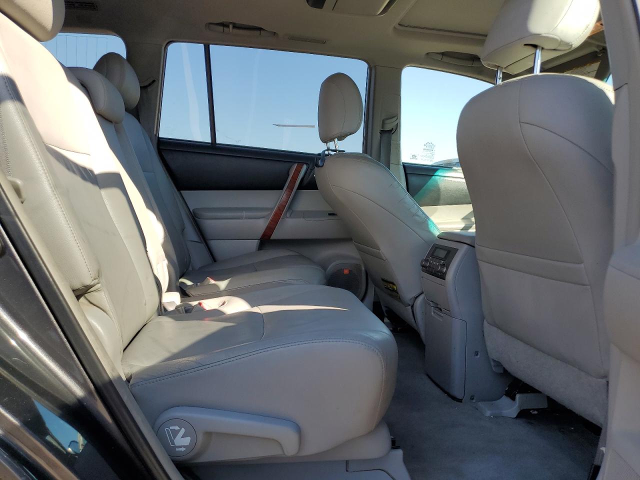 2008 Toyota Highlander Limited VIN: JTEES42A882029612 Lot: 91841965