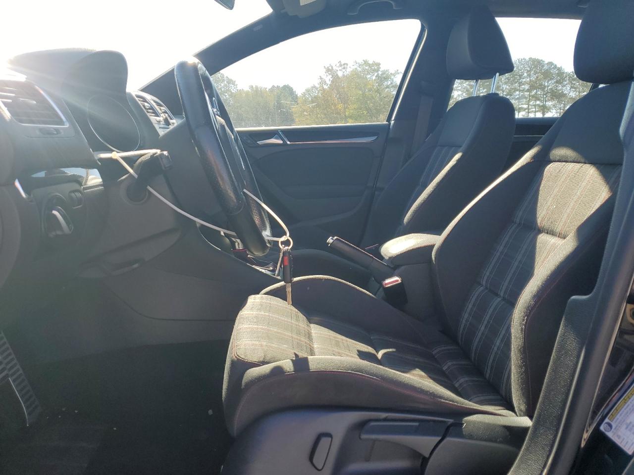 2011 Volkswagen Gti VIN: WVWHD7AJXBW149927 Lot: 92275625