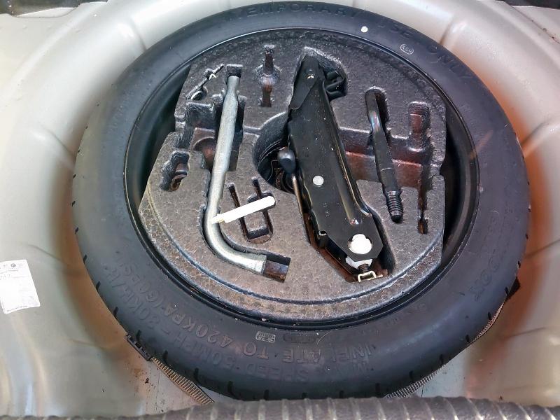 2009 VOLKSWAGEN GOLF SE