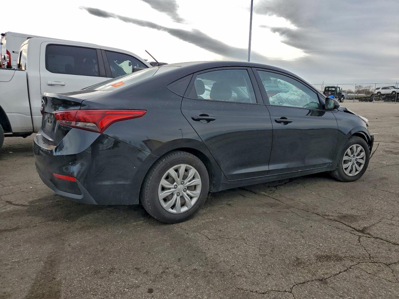 2019 Hyundai Accent Se VIN: 3KPC24A39KE054222 Lot: 94330415