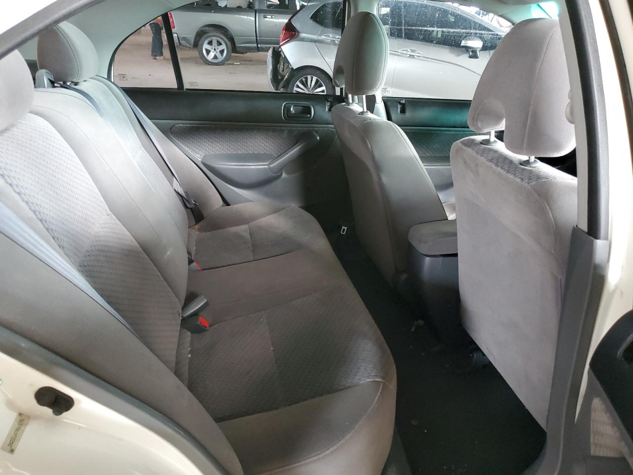 2004 Honda Civic Dx VIN: 2HGES16474H605796 Lot: 93886465