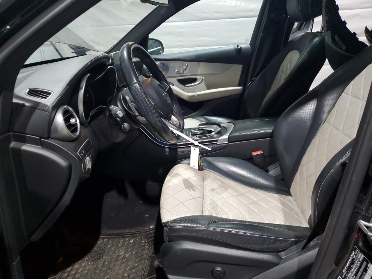 2018 Mercedes-Benz Glc 300 4Matic VIN: WDC0G4KB7JV073379 Lot: 92497985