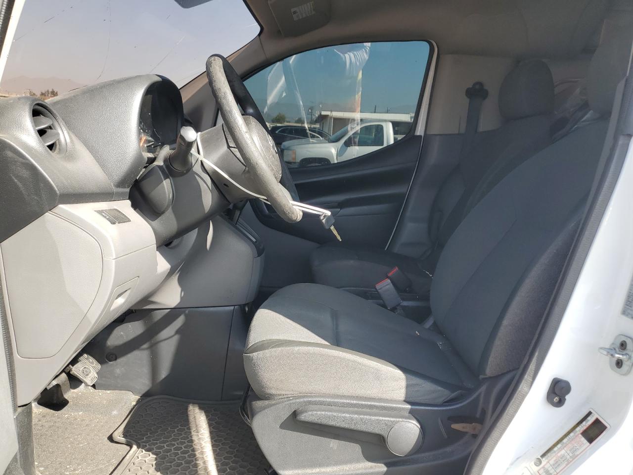 2015 Nissan Nv200 2.5S VIN: 3N6CM0KN3FK732745 Lot: 90736375