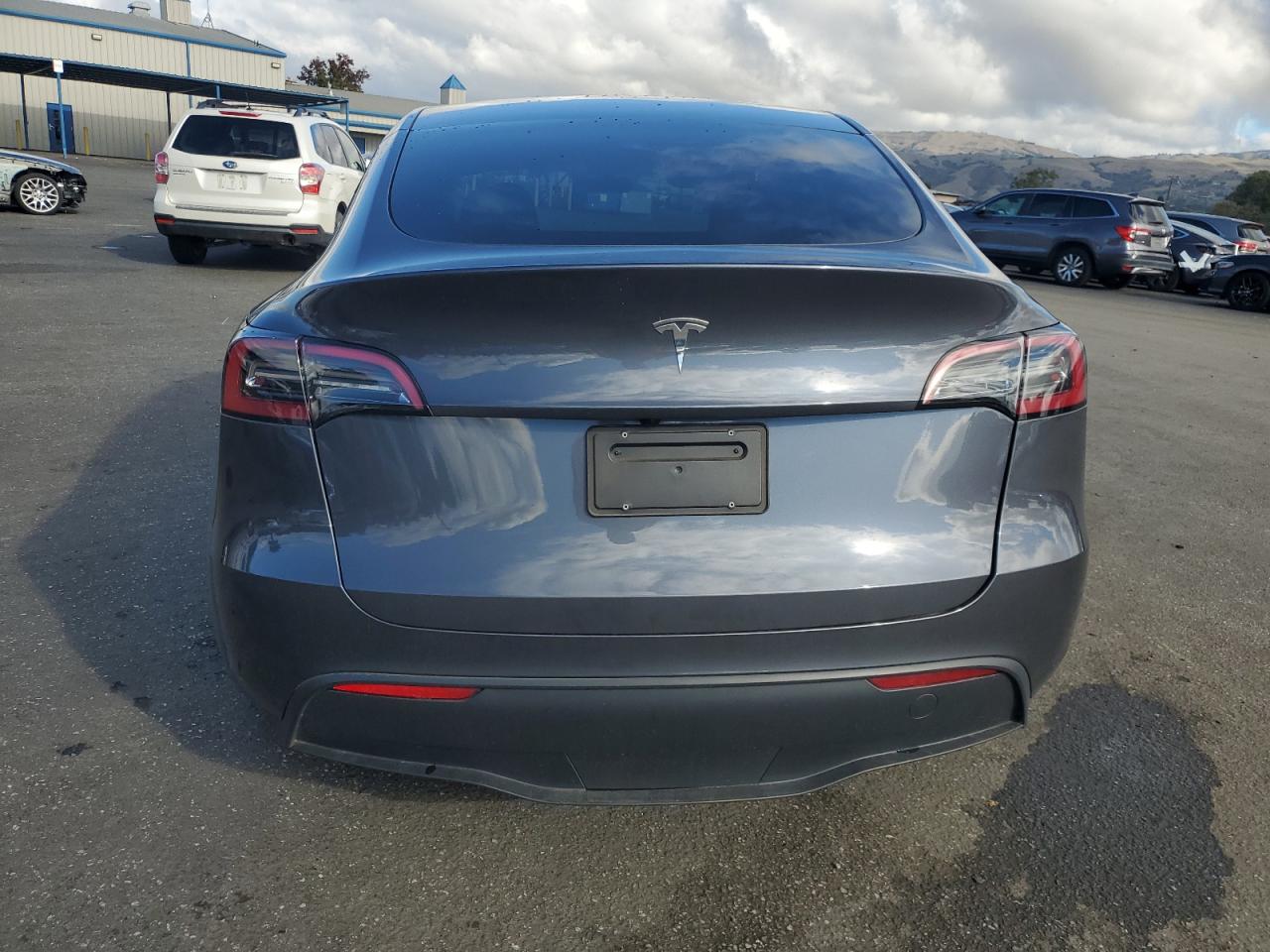 2023 Tesla Model Y VIN: 7SAYGDED5PF979630 Lot: 93152855