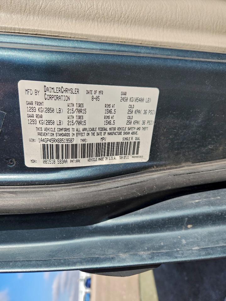 2006 Chrysler Town & Country VIN: 1A4GP45RX6B519587 Lot: 93696125