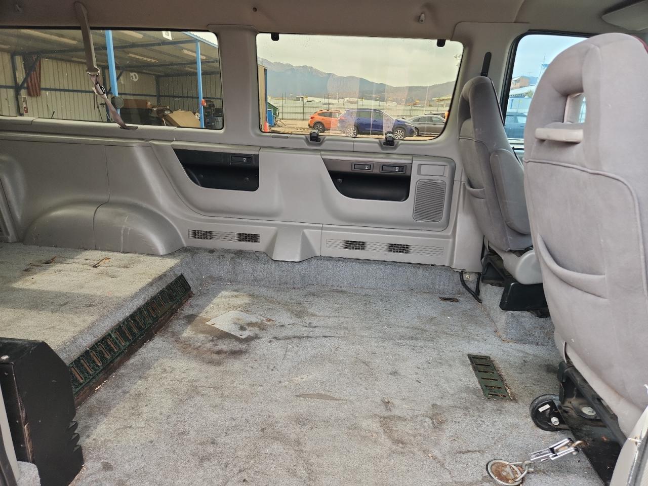 1999 Ford Econoline E150 Wagon VIN: 1FMRE11L9XHA28314 Lot: 91238075