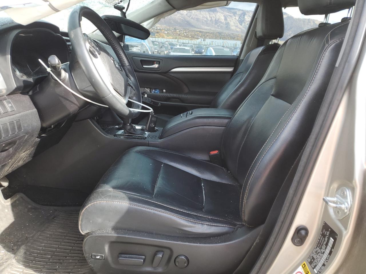 2015 Toyota Highlander Xle VIN: 5TDJKRFH5FS224368 Lot: 91626285