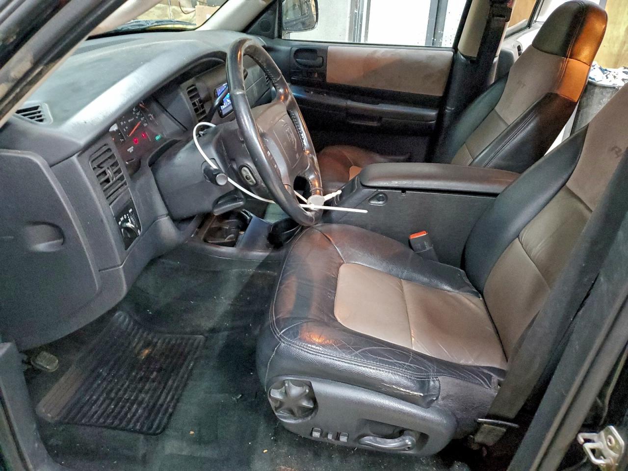 2002 Dodge Durango R/T VIN: 1B4HS78Z02F199752 Lot: 92762235