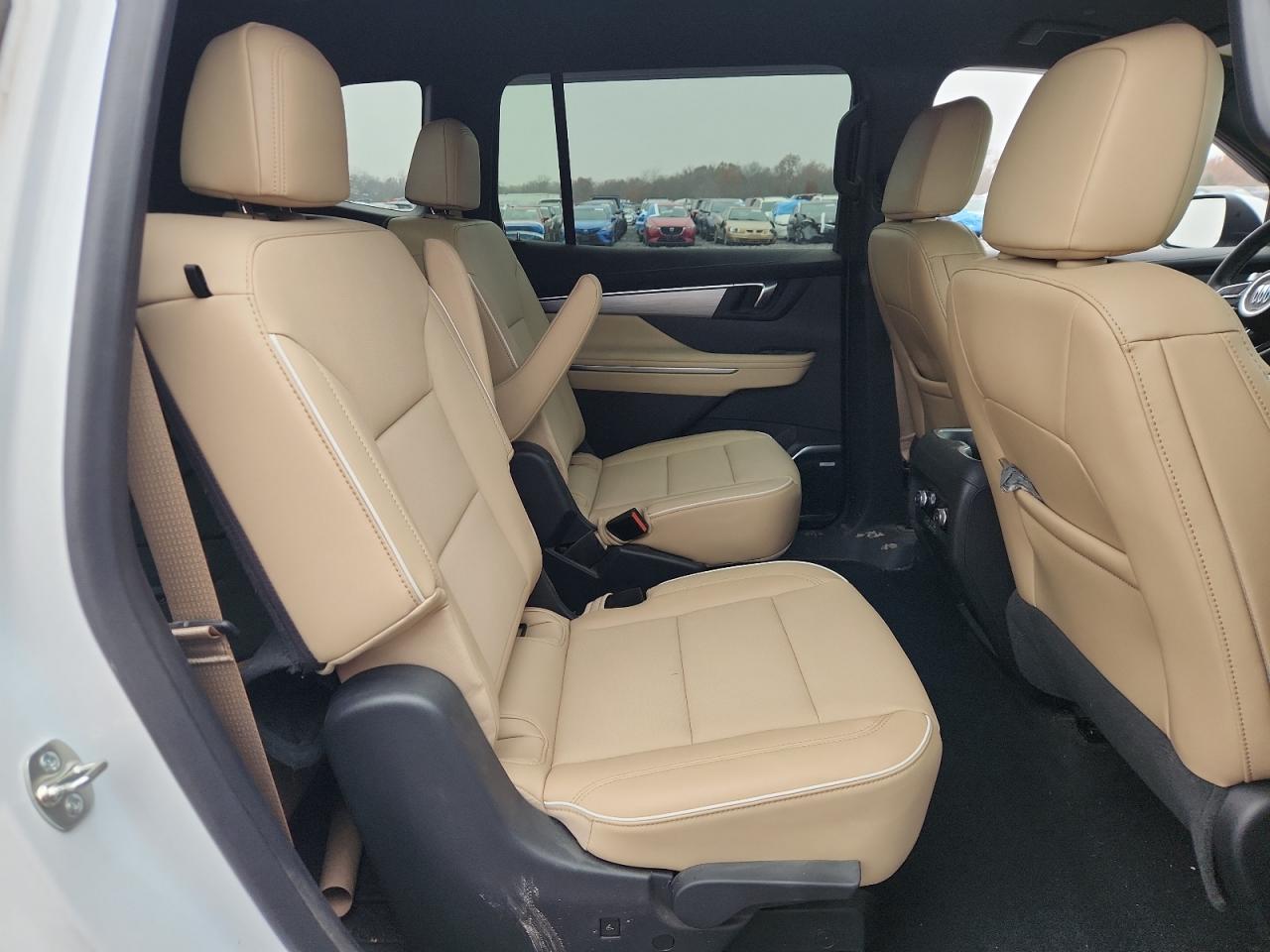 2025 Buick Enclave Preferred VIN: 5GAEVARS3SJ135831 Lot: 93043695