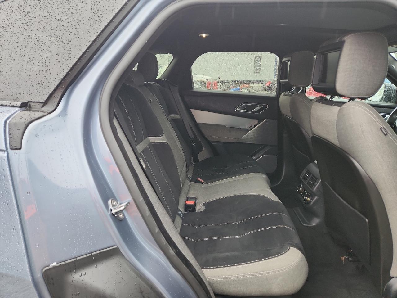 2019 Land Rover Range Rover Velar R-Dynamic Se VIN: SALYL2FV1KA215062 Lot: 94042395