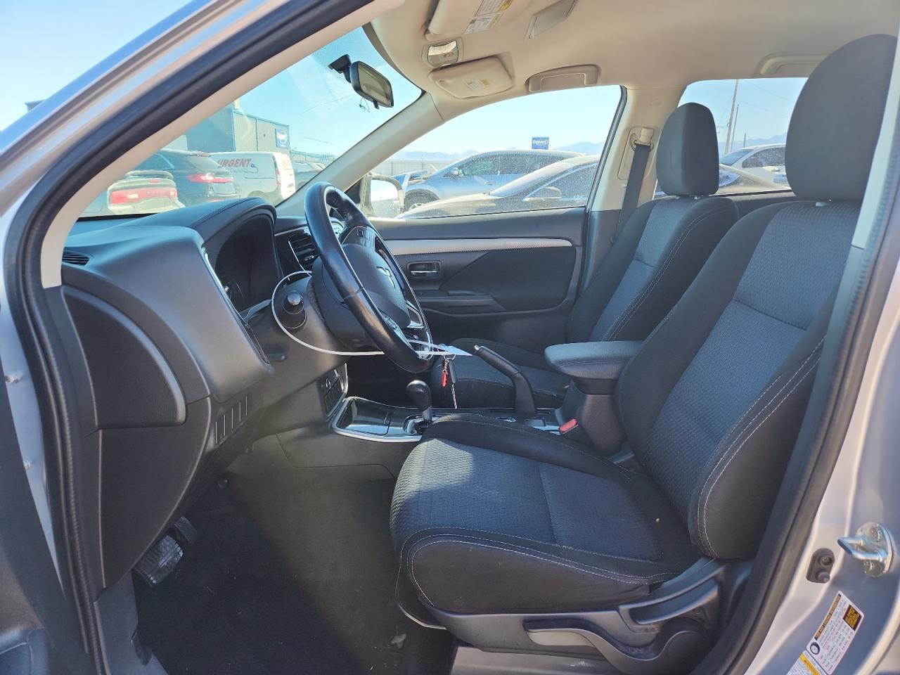 2017 Mitsubishi Outlander Es VIN: JA4AZ2A34HZ027167 Lot: 91648915