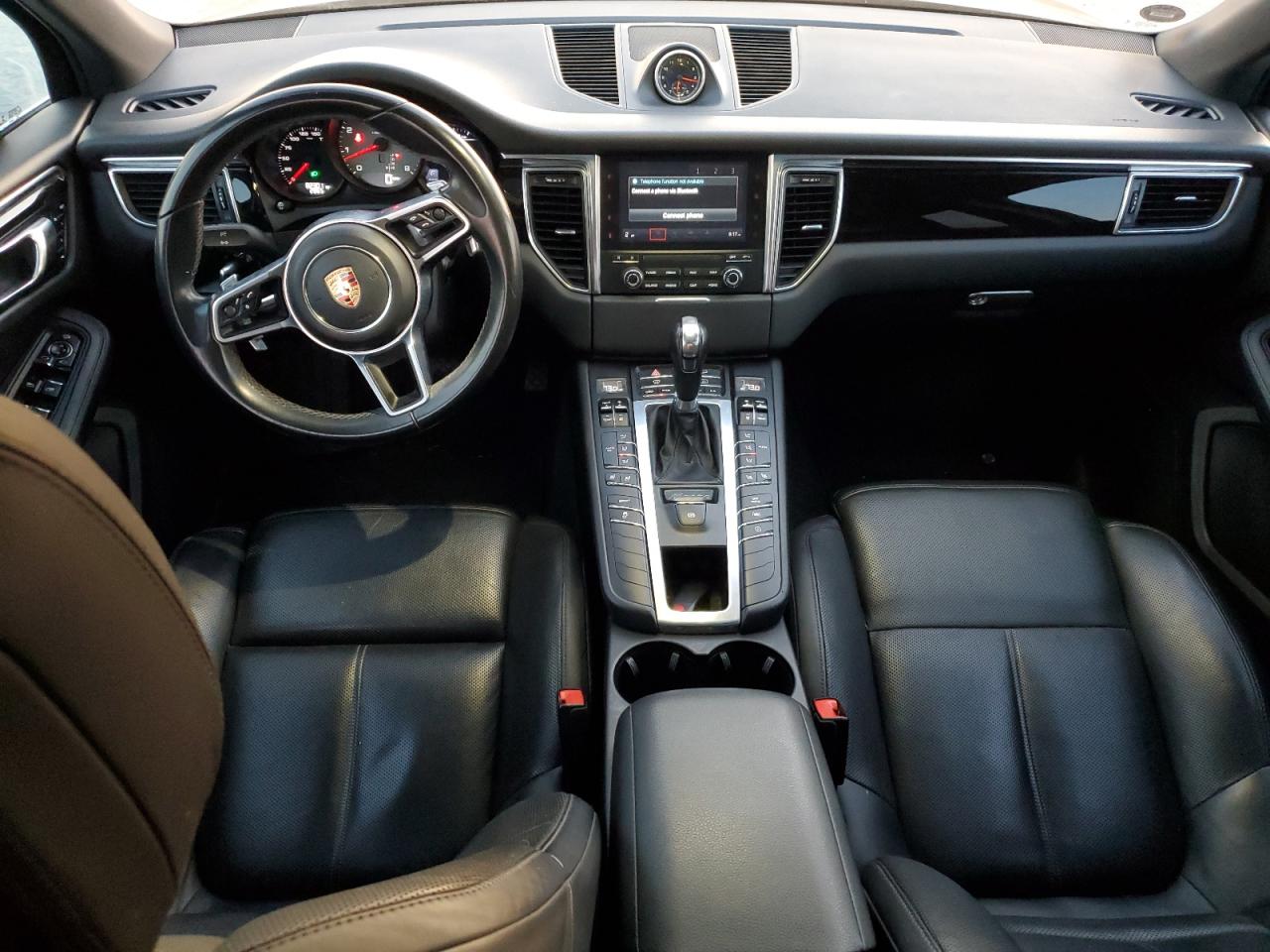 2017 Porsche Macan S VIN: WP1AB2A54HLB12667 Lot: 93657565