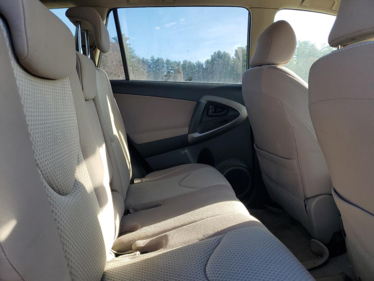 2007 Toyota Rav4 VIN: JTMBD33V175101163 Lot: 92710405