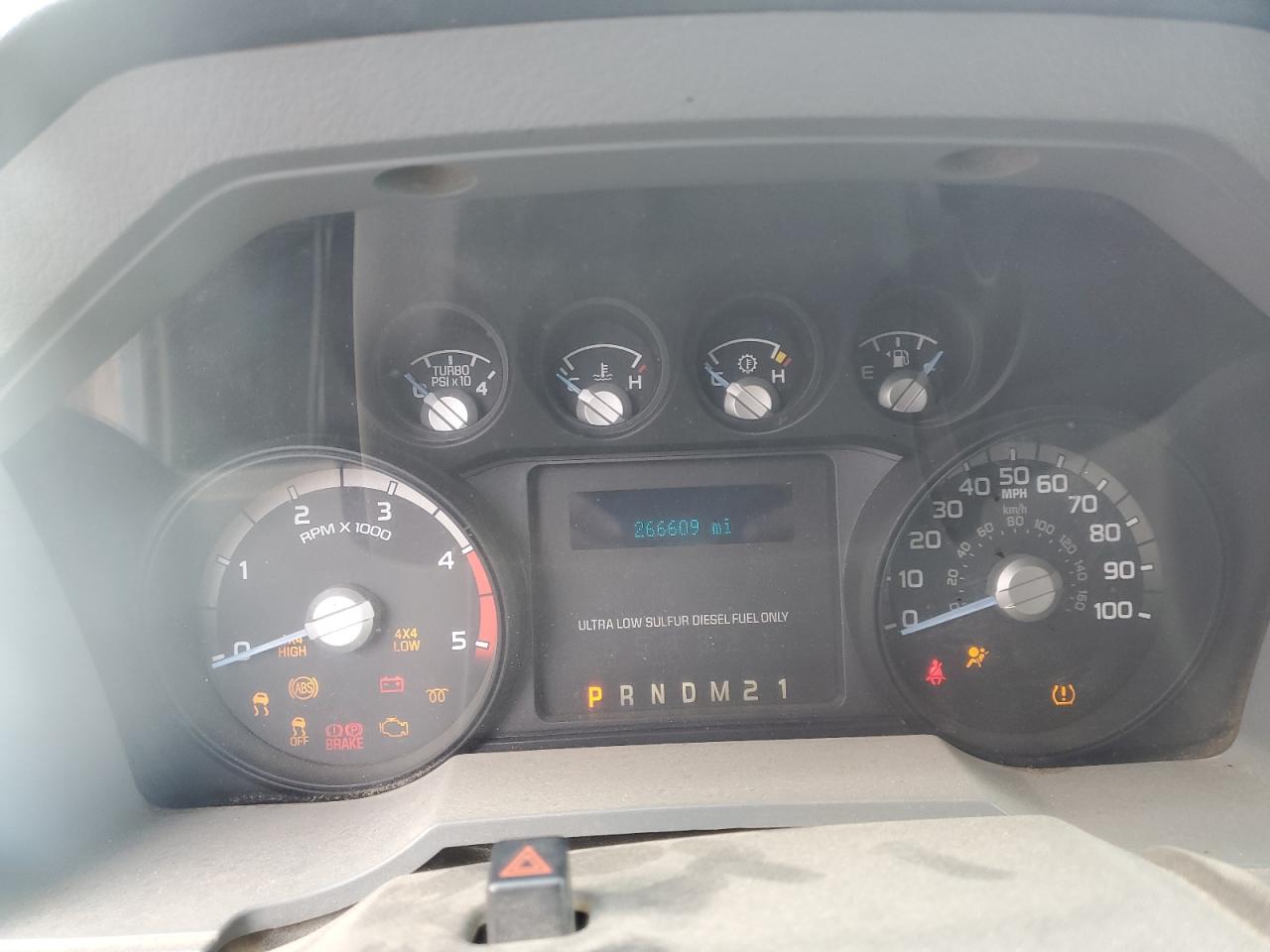 2012 Ford F350 Super Duty Utility / Service Truck VIN: 1FT8X3BT8CEB47827 Lot: 90360635