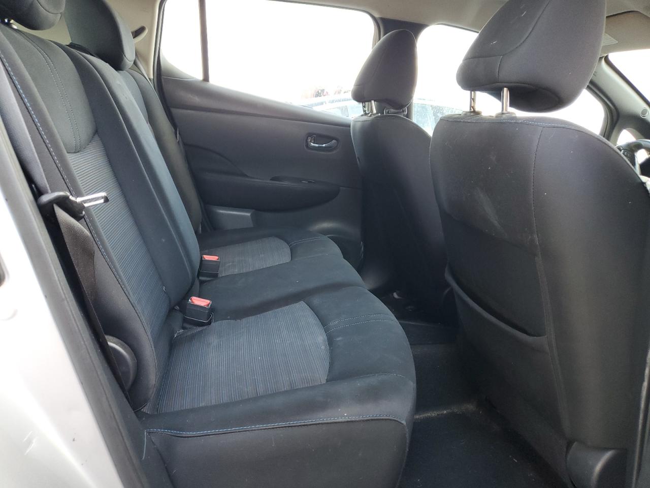 2018 Nissan Leaf S VIN: 1N4AZ1CP9JC304295 Lot: 89669295