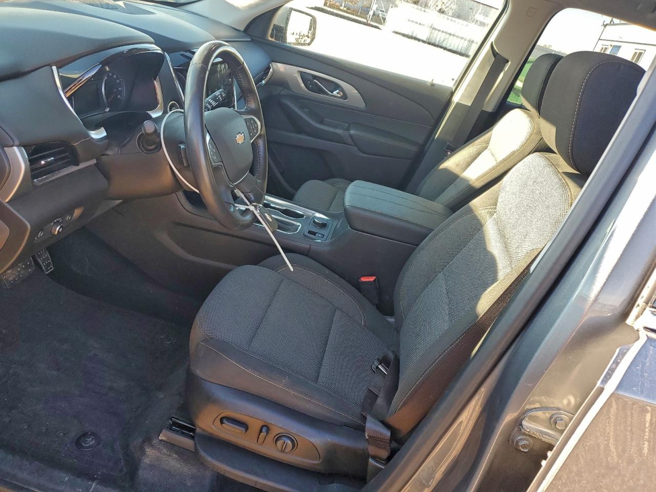 2020 Chevrolet Traverse Lt VIN: 1GNEVGKWXLJ304153 Lot: 92957485