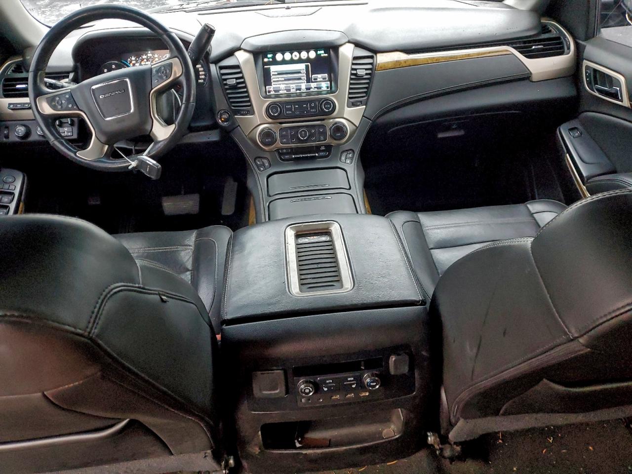 2017 GMC Yukon Denali VIN: 1GKS2CKJ8HR123681 Lot: 94315125