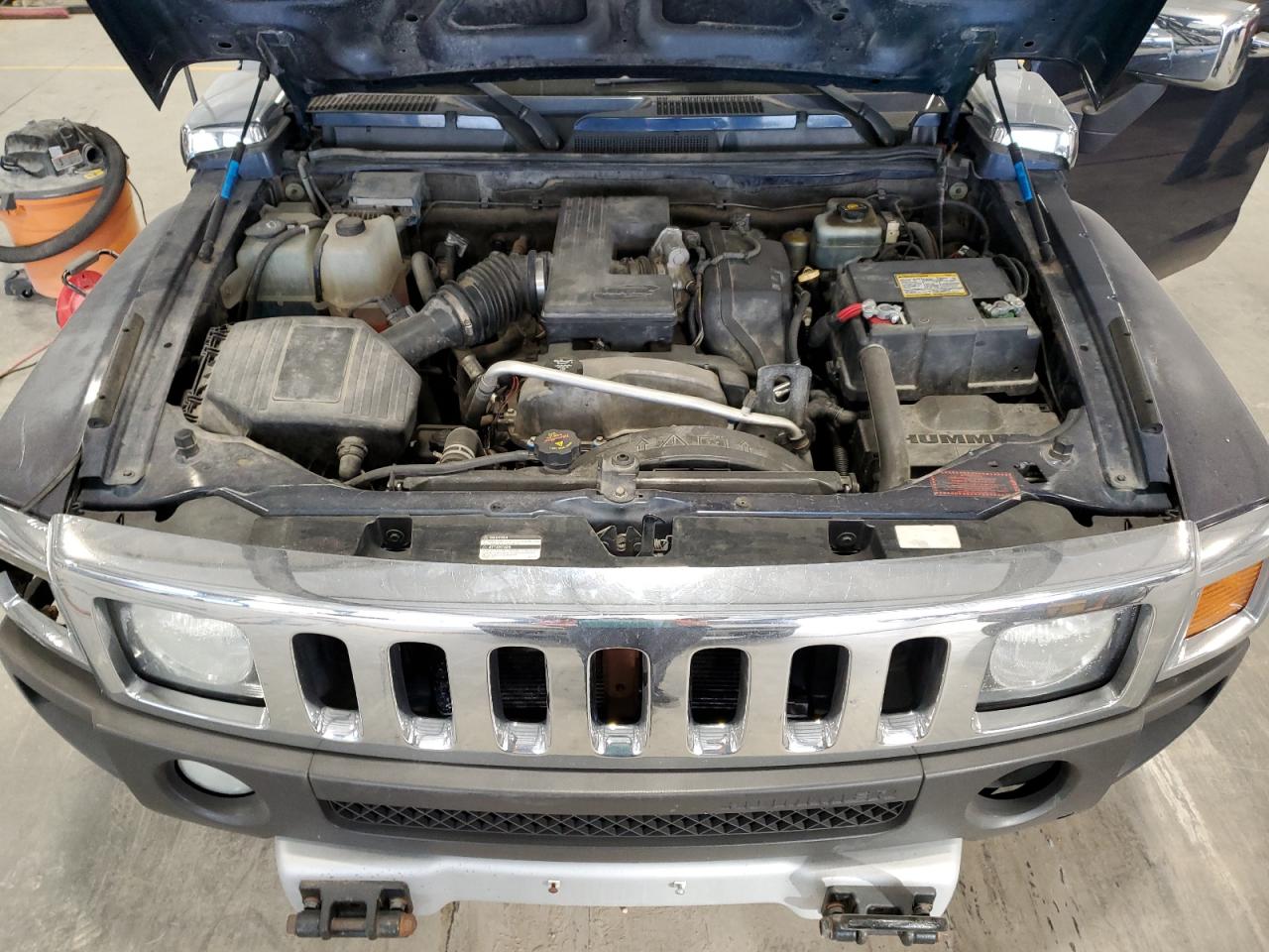 2008 Hummer H3 VIN: 5GTEN13E088157392 Lot: 89481575