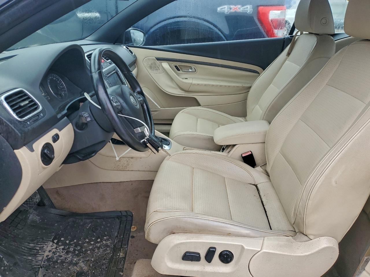 2010 Volkswagen Eos Turbo VIN: WVWBA7AHXAV013829 Lot: 93662925