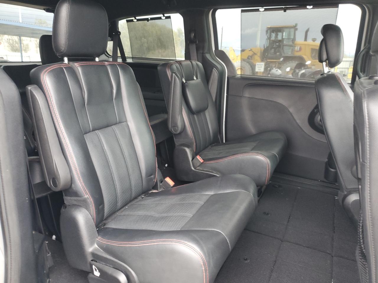 2015 Dodge Grand Caravan R/T VIN: 2C4RDGEG5FR606998 Lot: 93559105