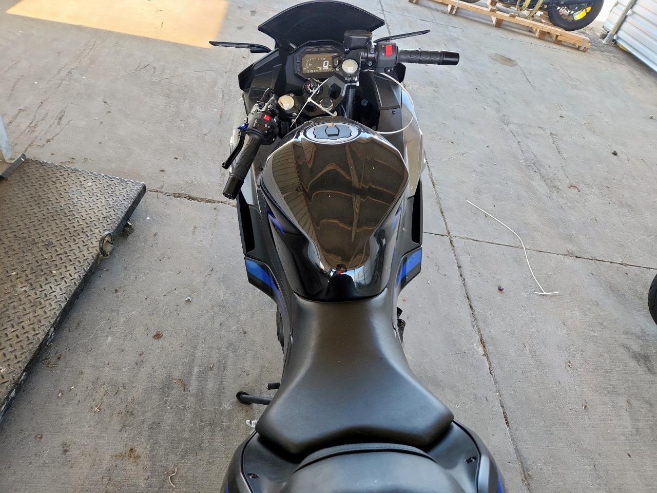 2025 Kawasaki Ex500 VIN: ML5EXGG18SDA56267 Lot: 92703705