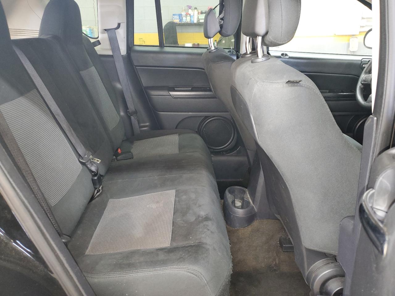 2016 Jeep Compass Sport VIN: 1C4NJCBA6GD568976 Lot: 93046135