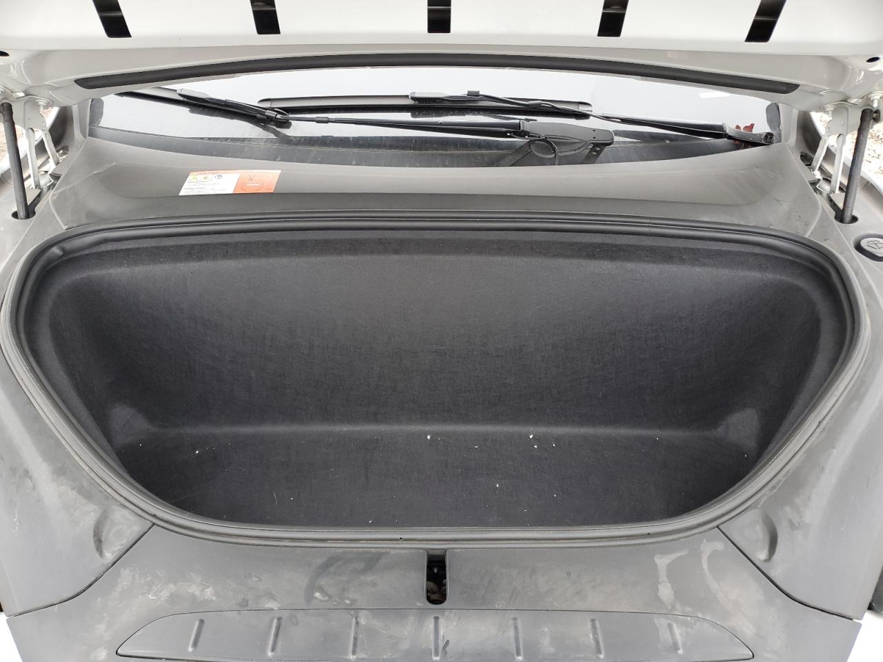 2018 Tesla Model X VIN: 5YJXCDE29JF113956 Lot: 92645045