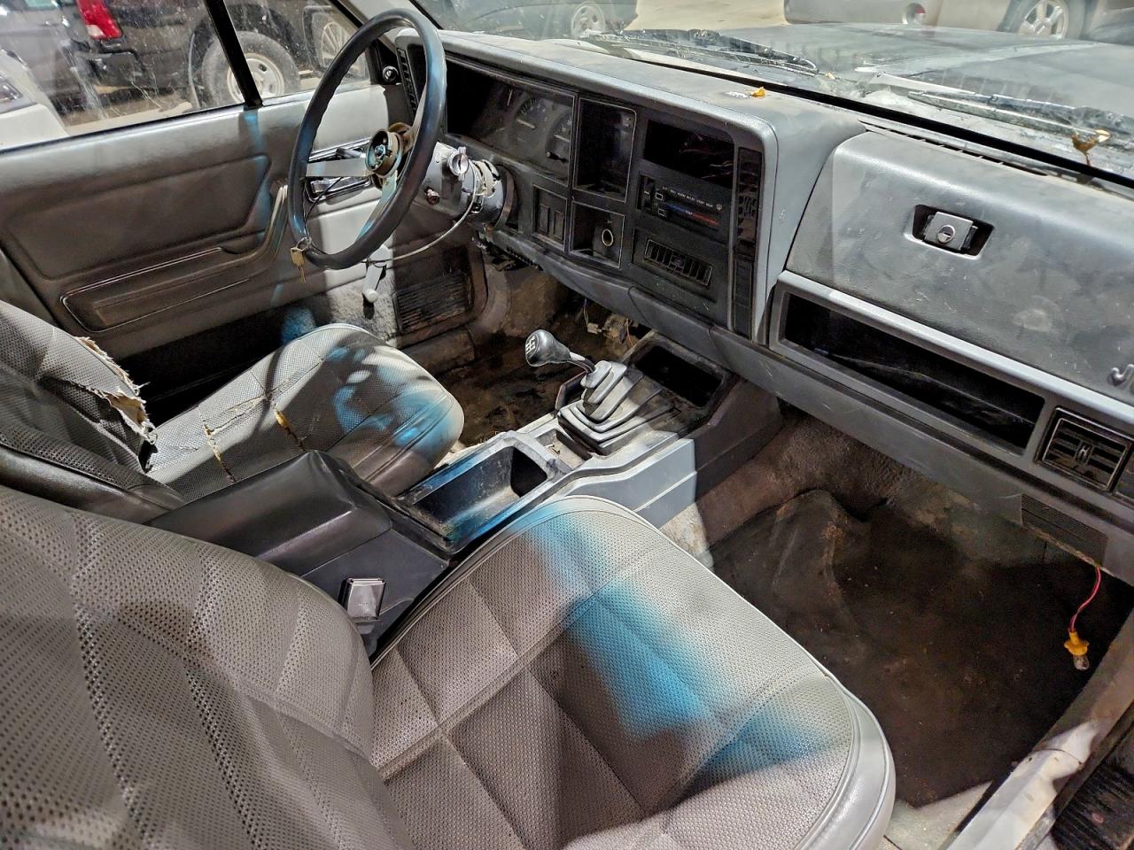 1989 Jeep Comanche Pioneer VIN: 1J7GJ36L4KL600498 Lot: 94155995