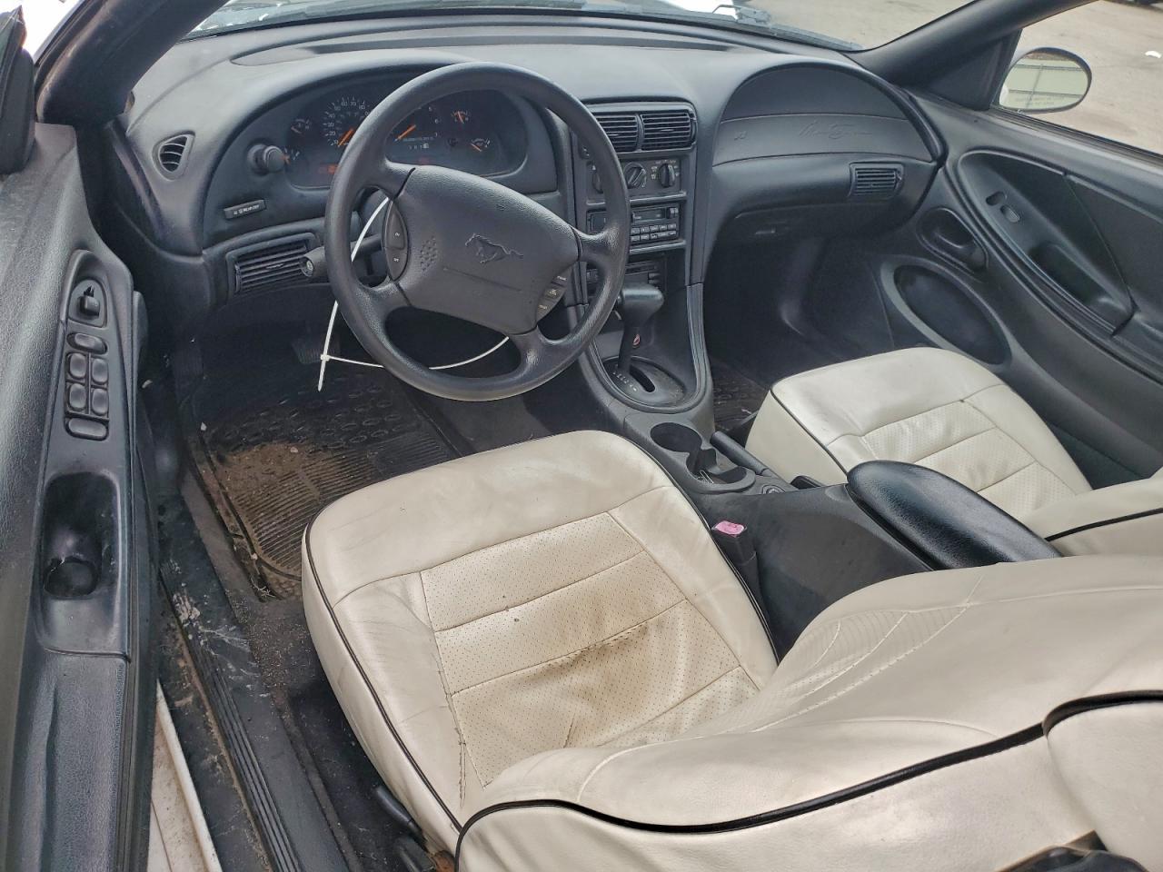 1998 Ford Mustang VIN: 1FAFP4449WF196090 Lot: 92023195