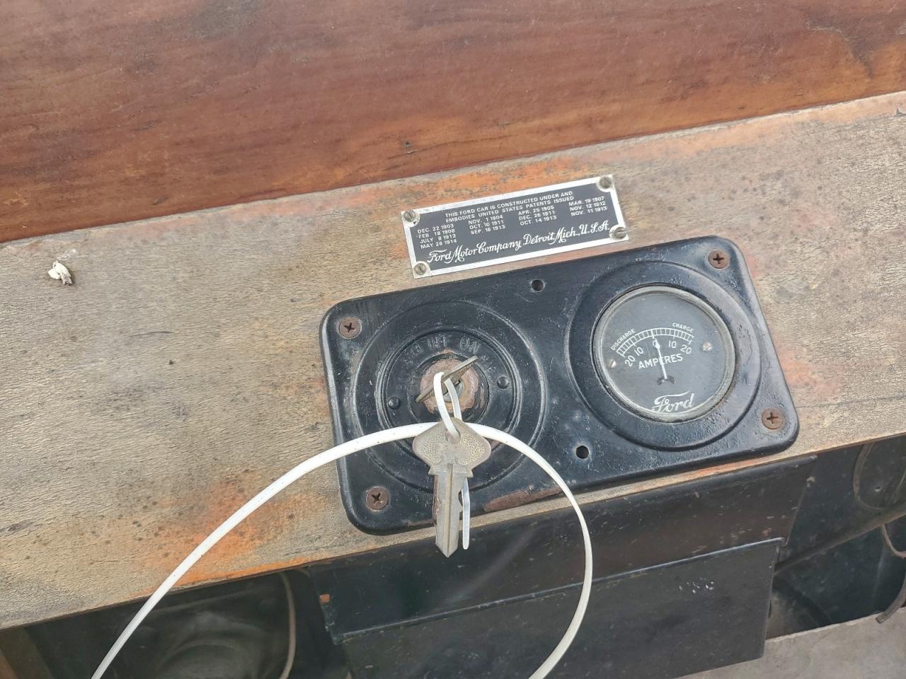 1926 Ford Model T VIN: 14231749 Lot: 89870755