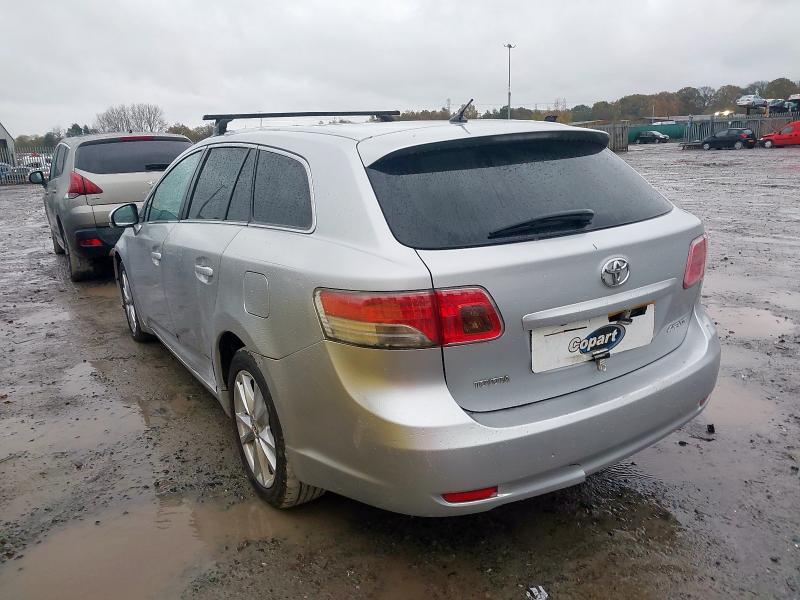 2012 TOYOTA AVENSIS 2.0 D-4D TR NAV 5DR