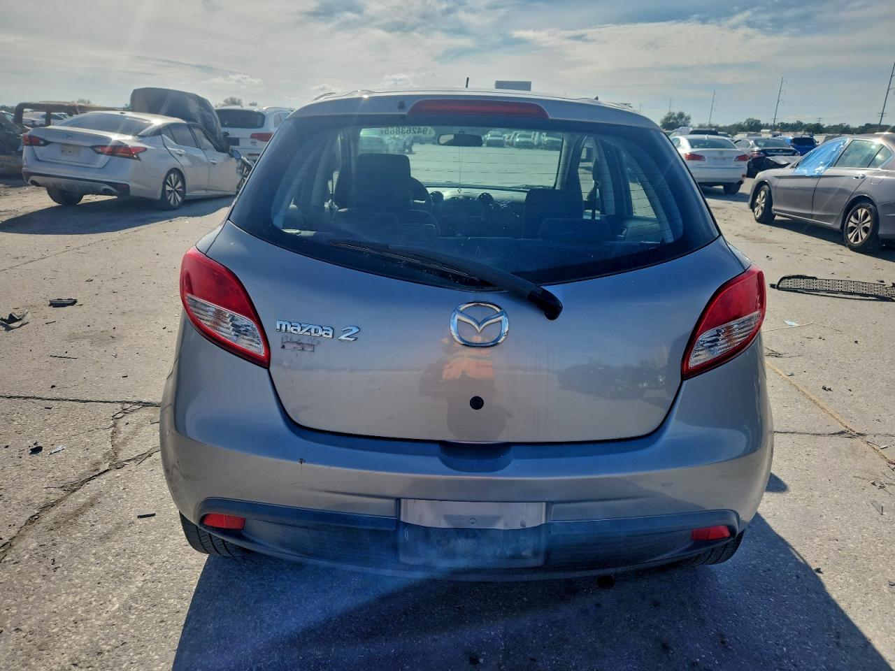 2011 Mazda Mazda2 VIN: JM1DE1HY9B0117565 Lot: 94263865