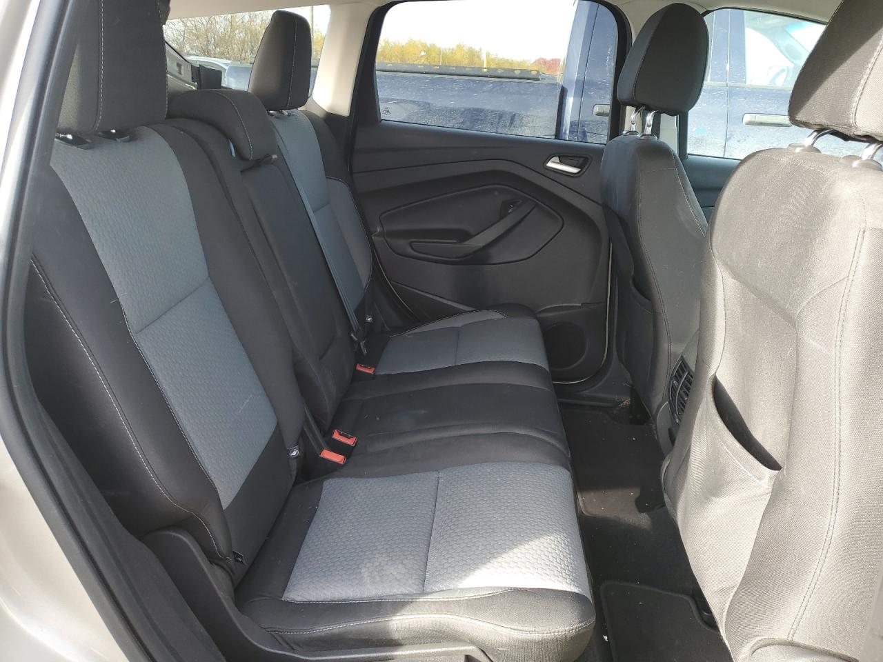 2017 Ford Escape Se VIN: 1FMCU0G99HUB65759 Lot: 92861975