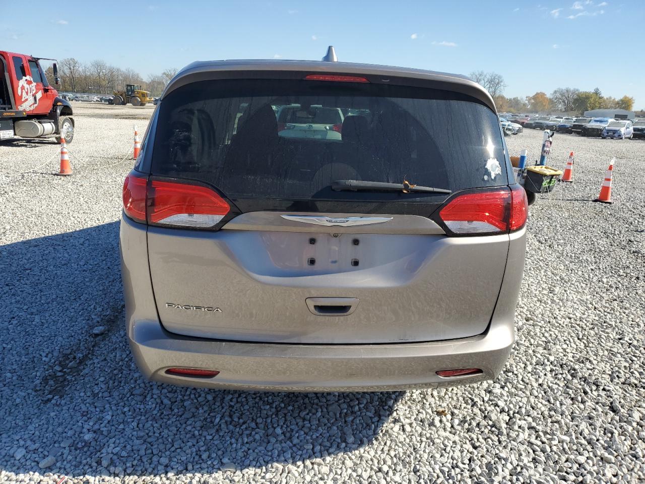 2017 Chrysler Pacifica Lx VIN: 2C4RC1CG4HR677888 Lot: 91774895