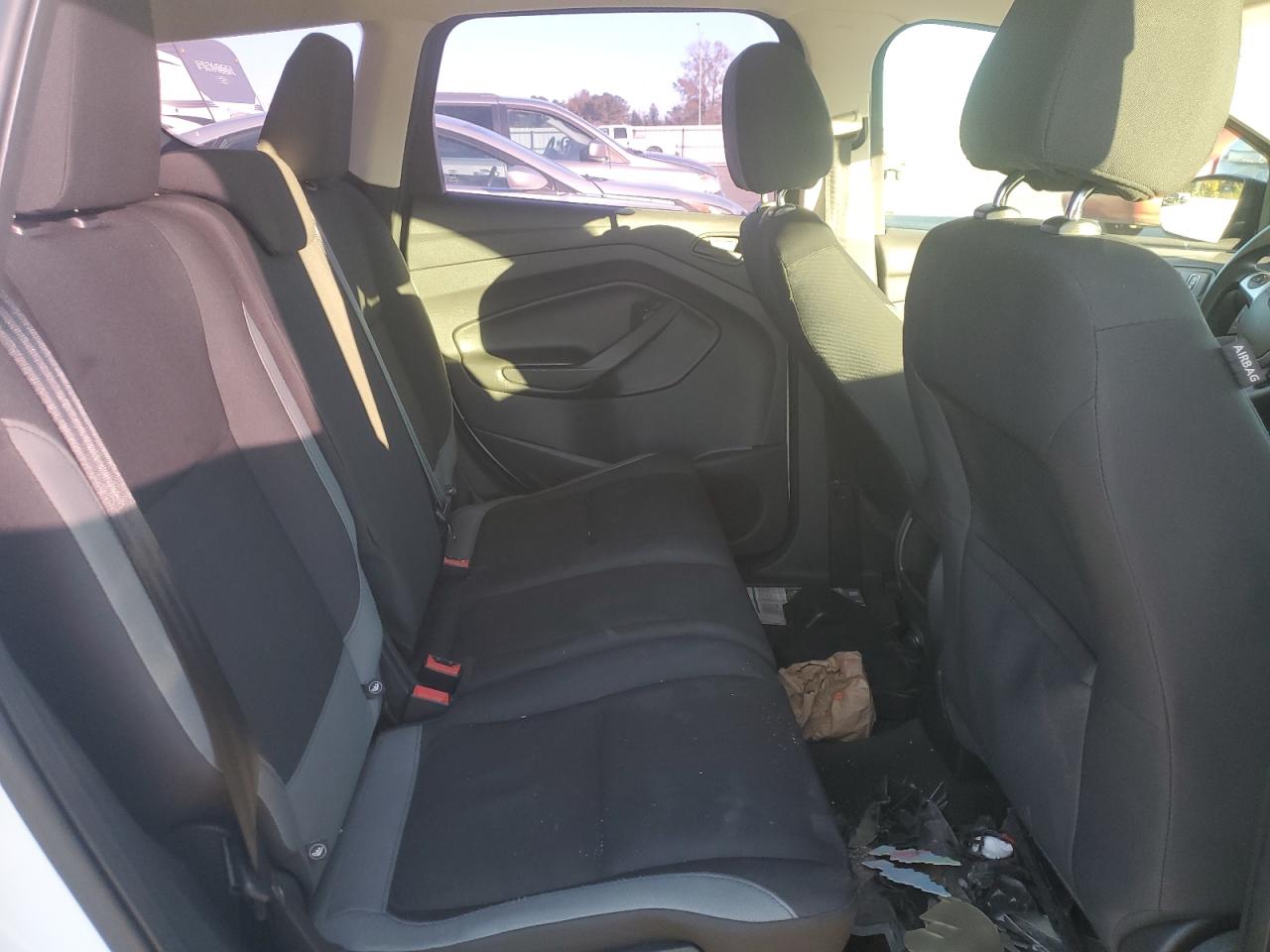 2014 Ford Escape S VIN: 1FMCU0F70EUC93805 Lot: 90972215