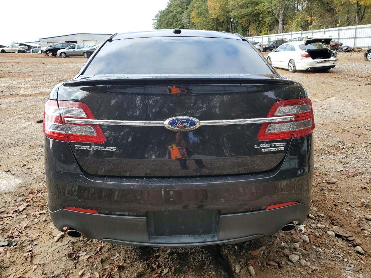 2014 Ford Taurus Limited VIN: 1FAHP2F88EG150045 Lot: 90472955