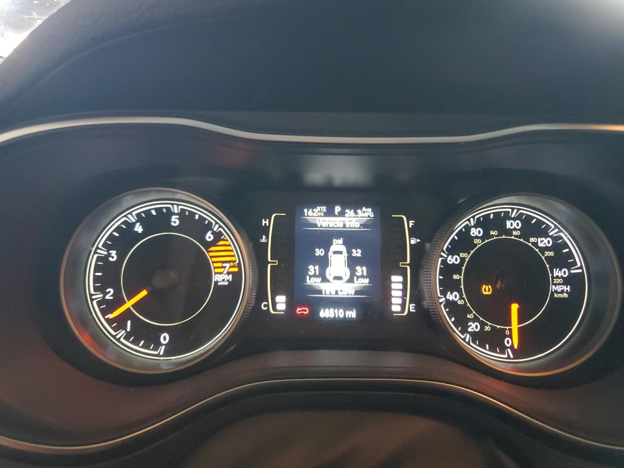 2019 Jeep Cherokee Latitude VIN: 1C4PJLCBXKD457954 Lot: 91769765