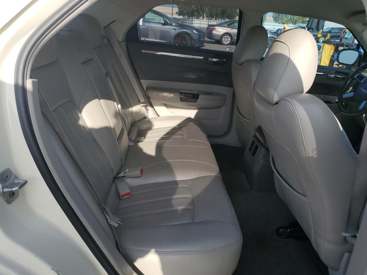 2008 Chrysler 300C VIN: 2C3KA63H18H308087 Lot: 90952715