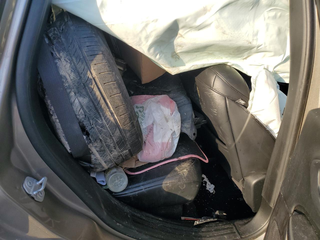 2019 Jeep Cherokee Latitude Plus VIN: 1C4PJLLB9KD185414 Lot: 91797395