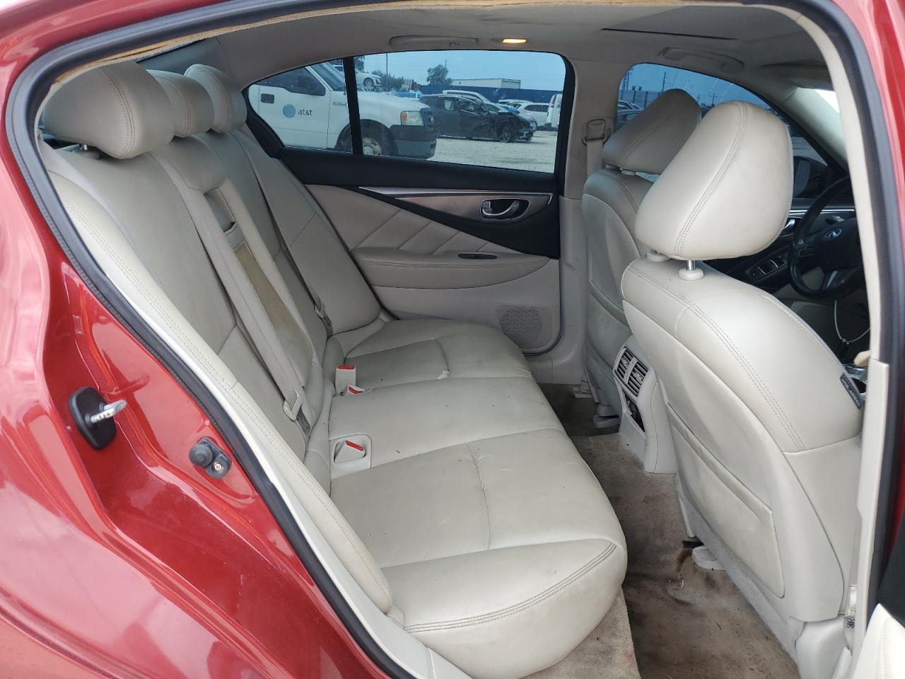 2015 Infiniti Q50 Base VIN: JN1BV7APXFM331297 Lot: 92988195