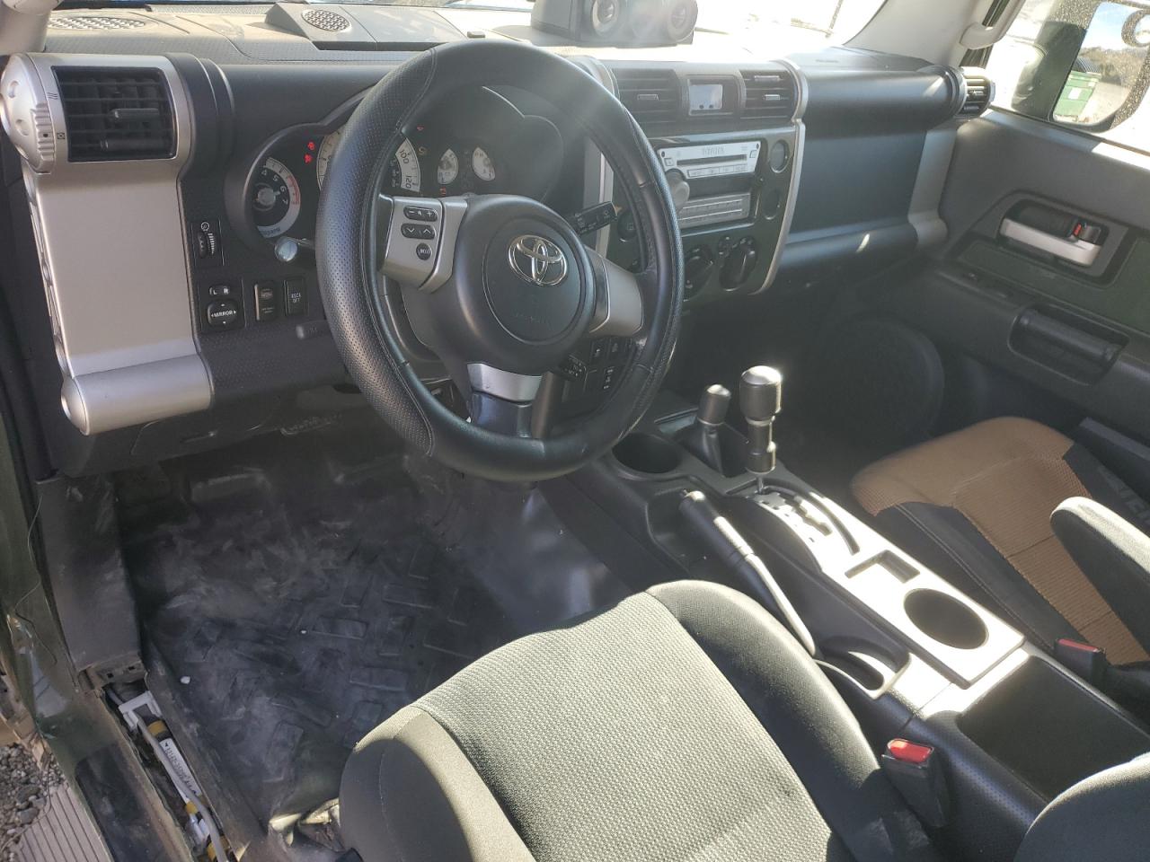 2010 Toyota Fj Cruiser VIN: JTEBU4BF1AK072929 Lot: 90742275