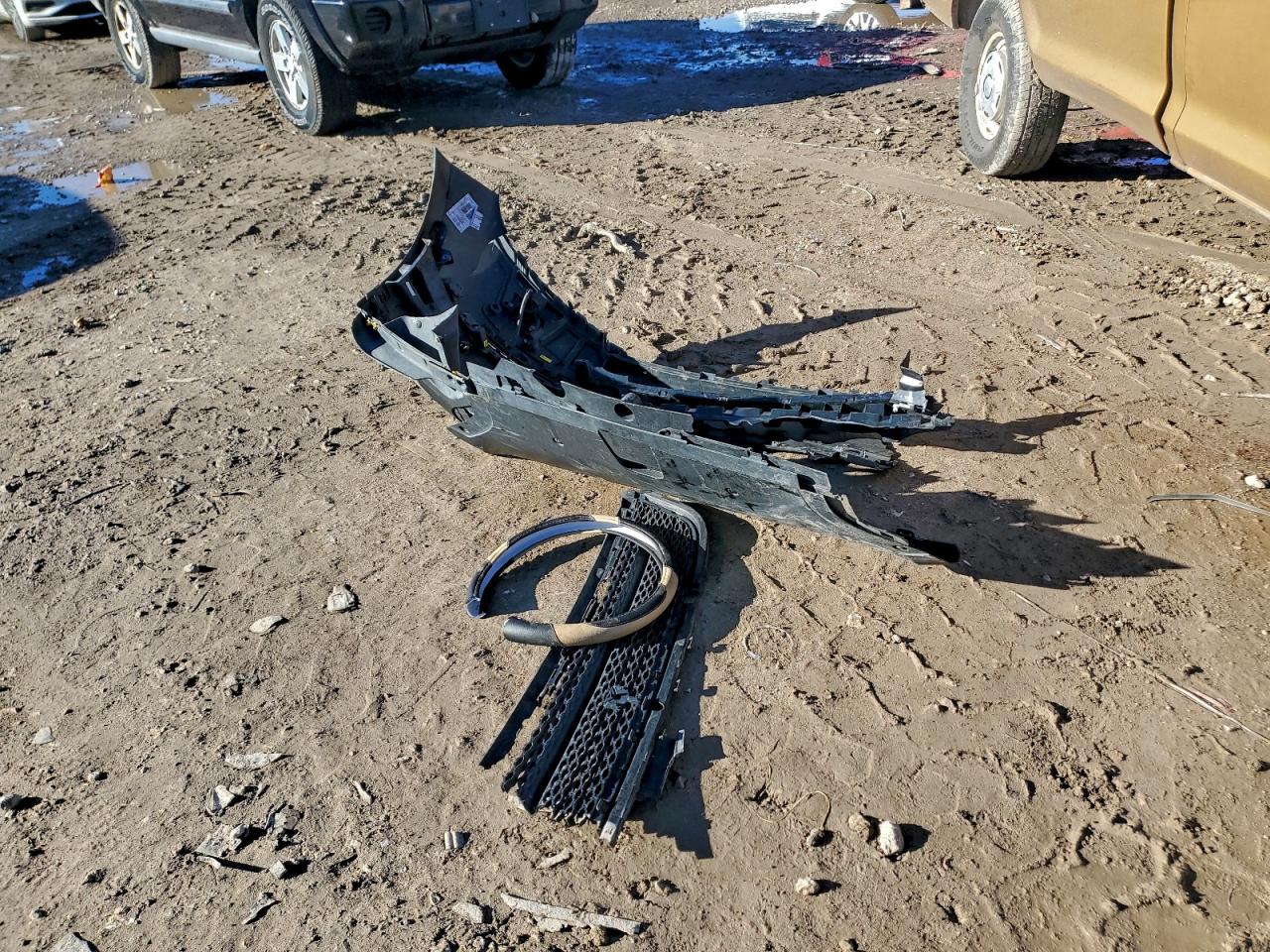 2020 Land Rover Range Rover Velar S VIN: SALYB2EX2LA252466 Lot: 94537845